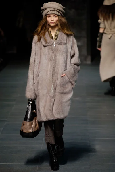 Look 37